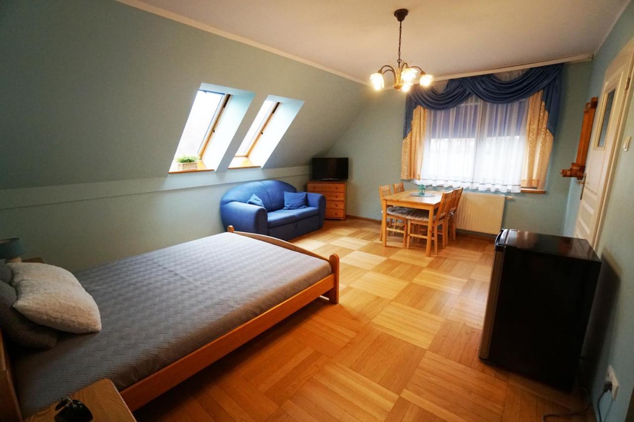 Willa Nad Oczkiem Bed & Breakfast Swinoujscie Ngoại thất bức ảnh